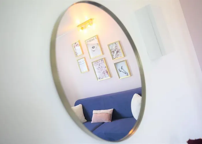 Le Glamour *studio *parking Prive* *wifi*calme* * Лурд